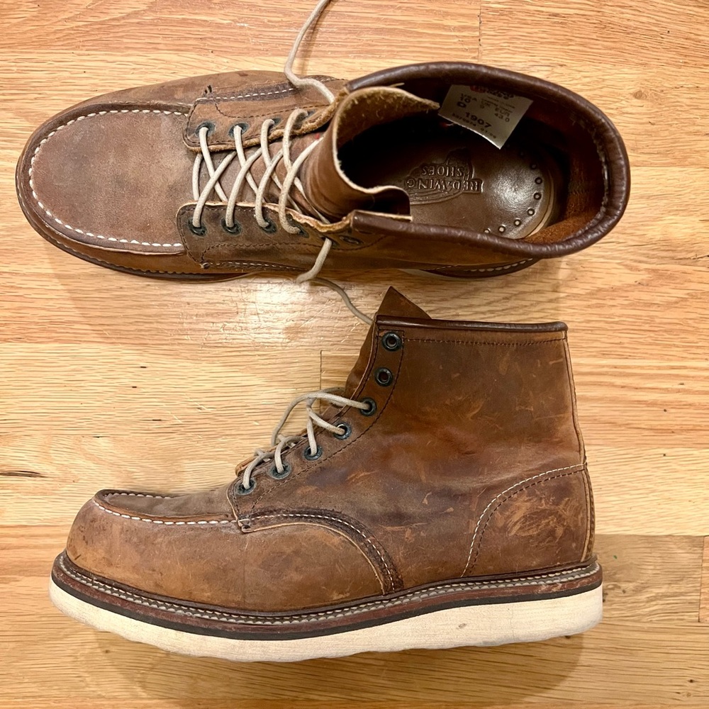 Men’s size 10 Red Wing Boots